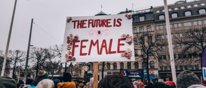 lindsey lamont hUWINRMPvsc unsplash