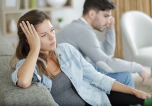 4 Warning Signs of an Unhealthy Relationship