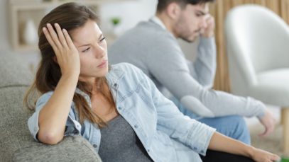 4 Warning Signs of an Unhealthy Relationship