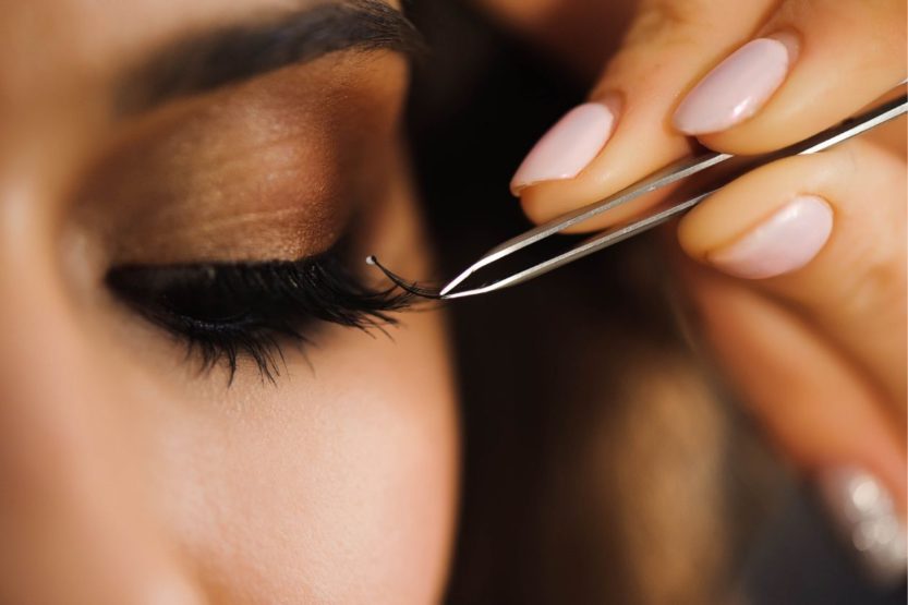 Ways To Prevent Allergies With Eyelash Extensions