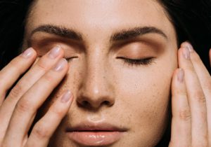 How to Transition Your Skin-Care Regimen From Summer To Fall