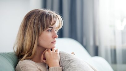4 Healthy Ways To Deal With Losing a Loved One