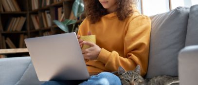 Inexpensive Ways College Students Can Destress