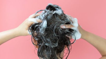 3 Reasons Why You Should Avoid Washing Your Hair Every Day